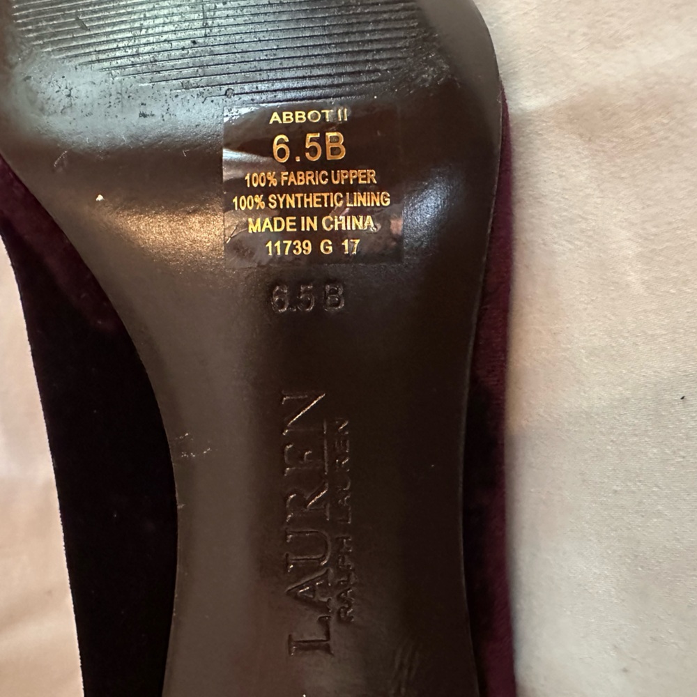 Lauren Ralph Lauren Abbot ll kitten velvet 6.5 pointed toe plum slip on heels - Picture 11 of 12